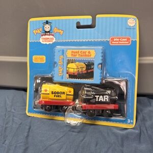2006 Thomas & Friends Take Along - FUEL CAR & TAR TANKER